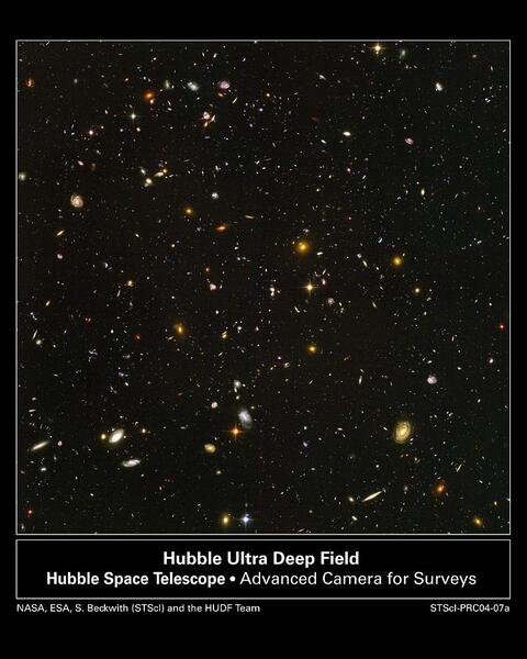 Haz clic en la imagen para ampliar

Nombre:	Hubble UDF.jpg
Vitas:	270
Tamaño:	44,5 KB
ID:	353334